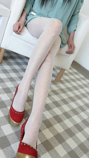 Ultra-thin pantyhose polka dot love stockings transparent bottoming stockings